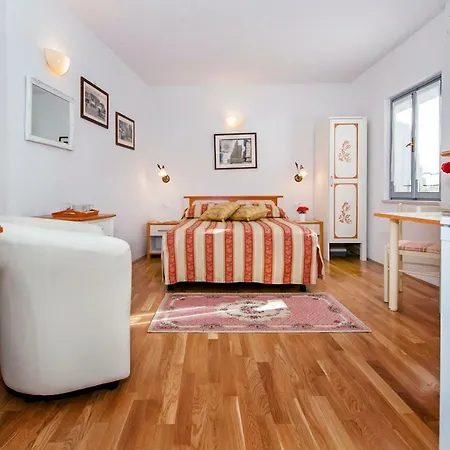 Sotto I Volti Centro Storico Gasthof Rovinj